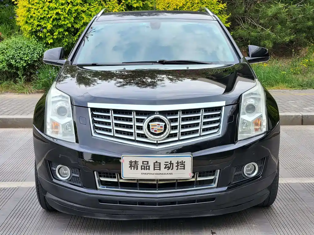 Cadillac SRX 2012 — фото 1