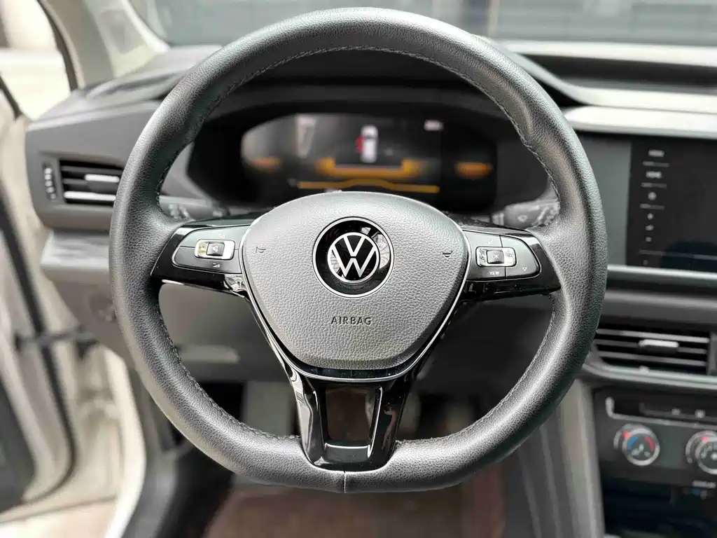 Volkswagen Tharu 2023 — фото 11