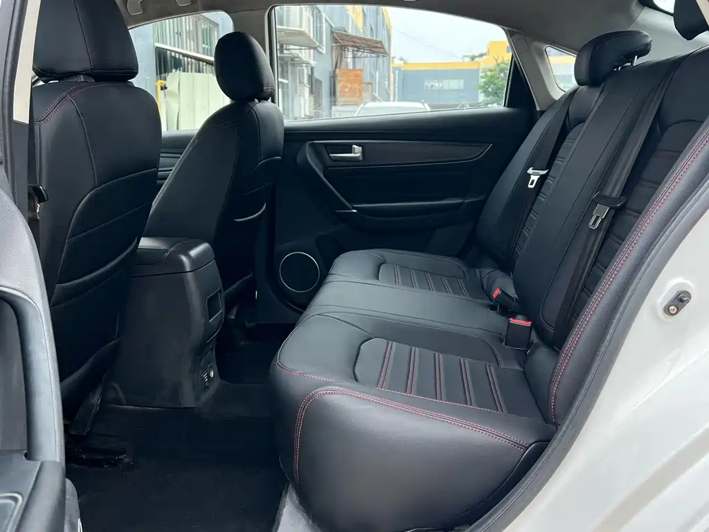 Dongfeng Jingyi S50 2019 — фото 6