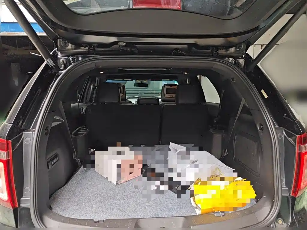 Ford Explorer 2015 — фото 15