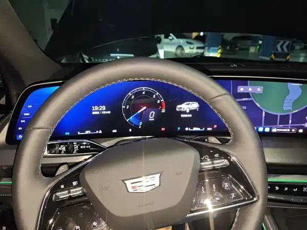 Cadillac XT5 2025