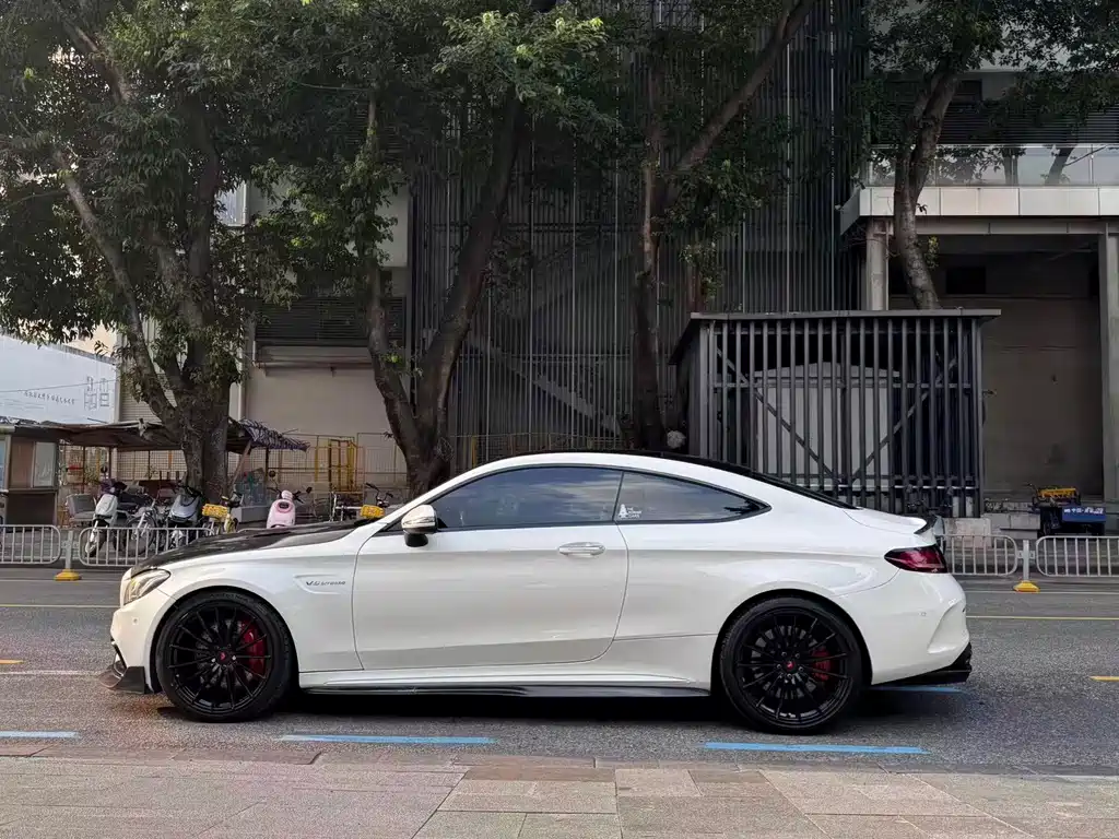 Mercedes-Benz C-Class AMG 2016 — фото 3