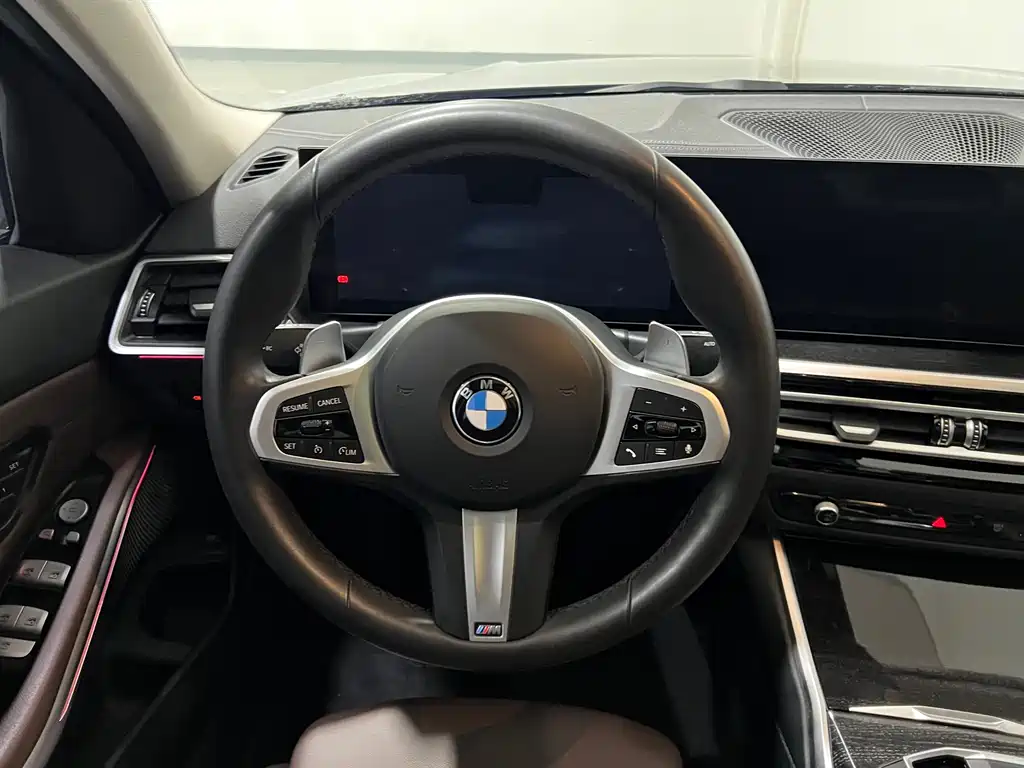 BMW 3 Series 2024 — фото 14