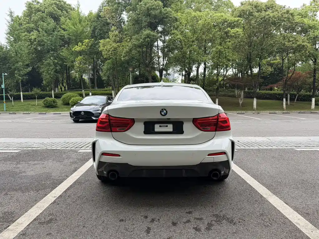 BMW 1 Series 2022