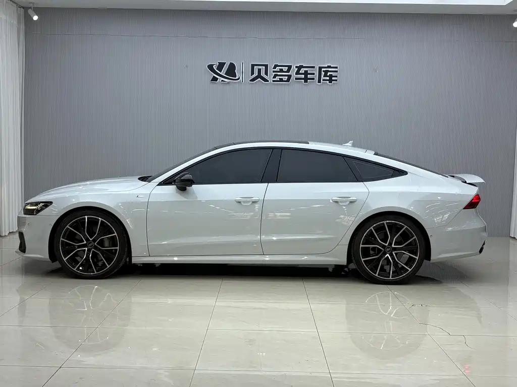 Audi A7 2023 — фото 3