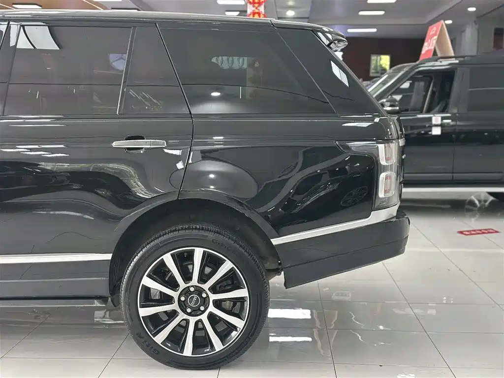 Land Rover Range Rover 2016 — фото 11