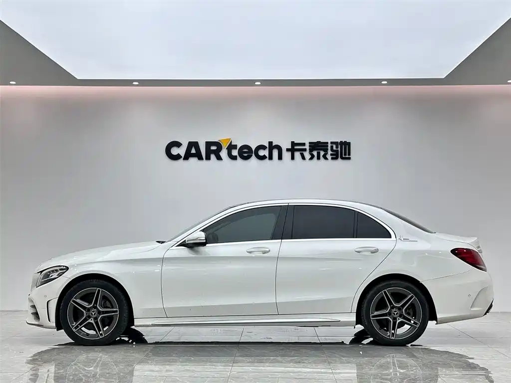 Mercedes-Benz C-Class 2019 — фото 2