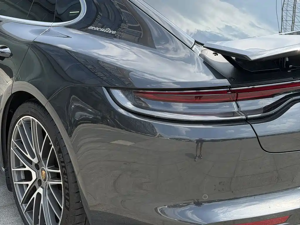 Porsche Panamera 2021 — фото 7