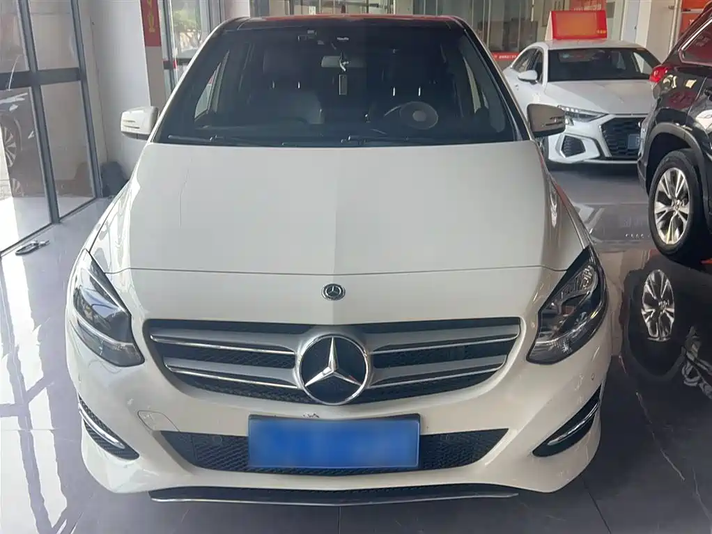 Mercedes-Benz B-Class 2018 — фото 3