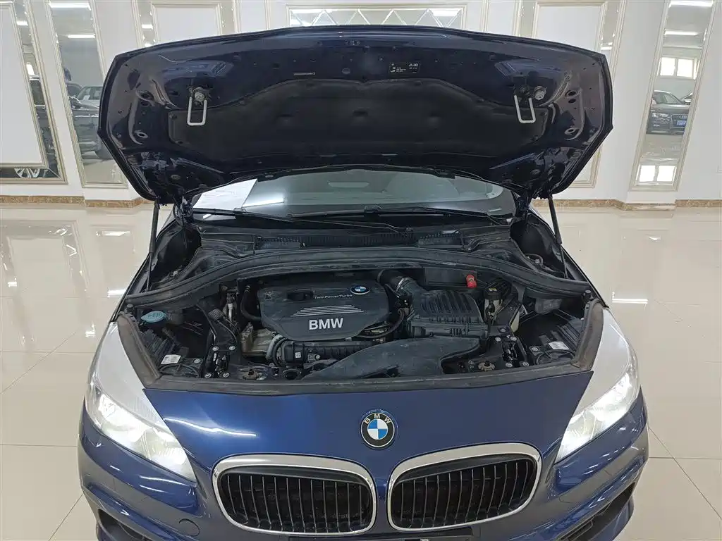 BMW 2 Series Active Tourer 2018 — фото 19