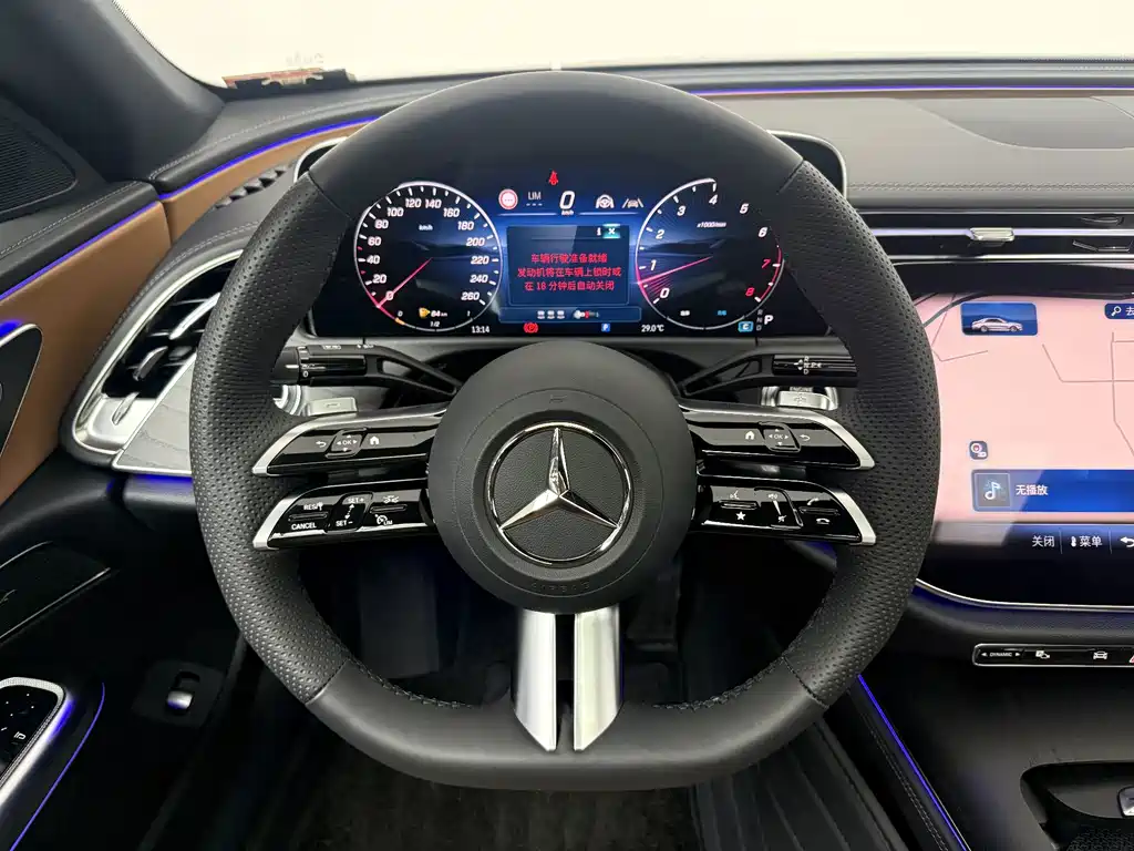 Mercedes-Benz E-Class 2026 — фото 16