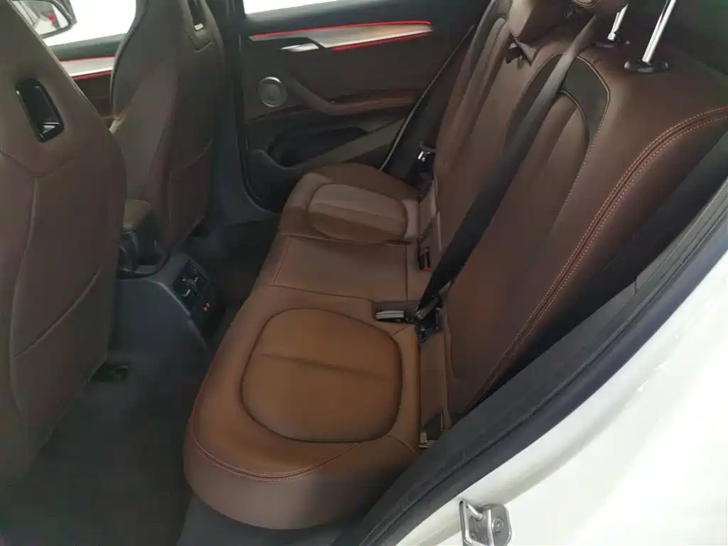 BMW X2 2022 — фото 17