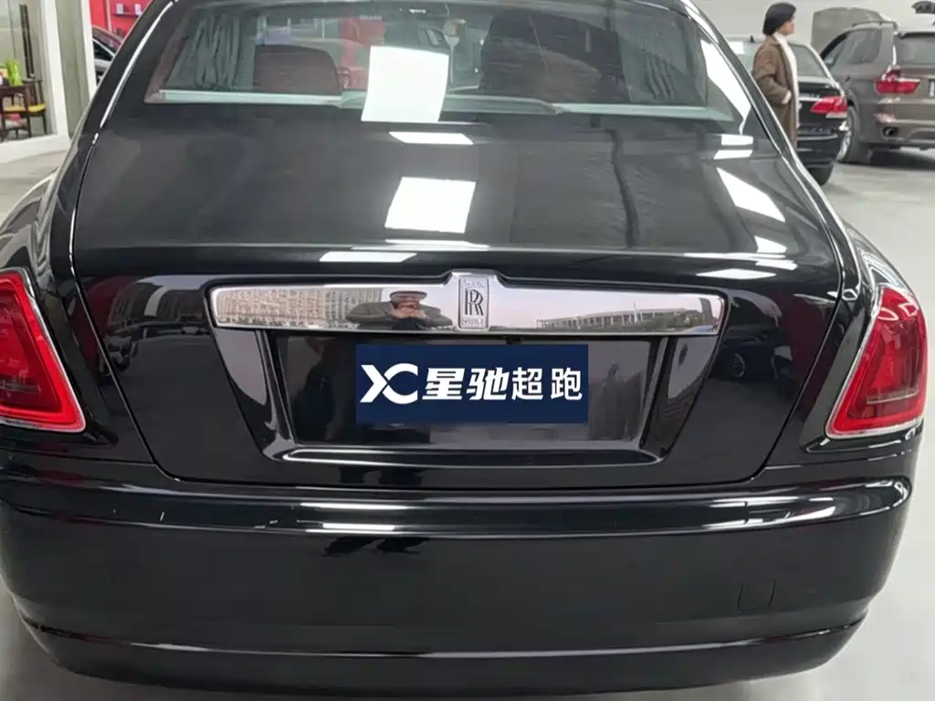 Rolls-Royce Ghost 2012
