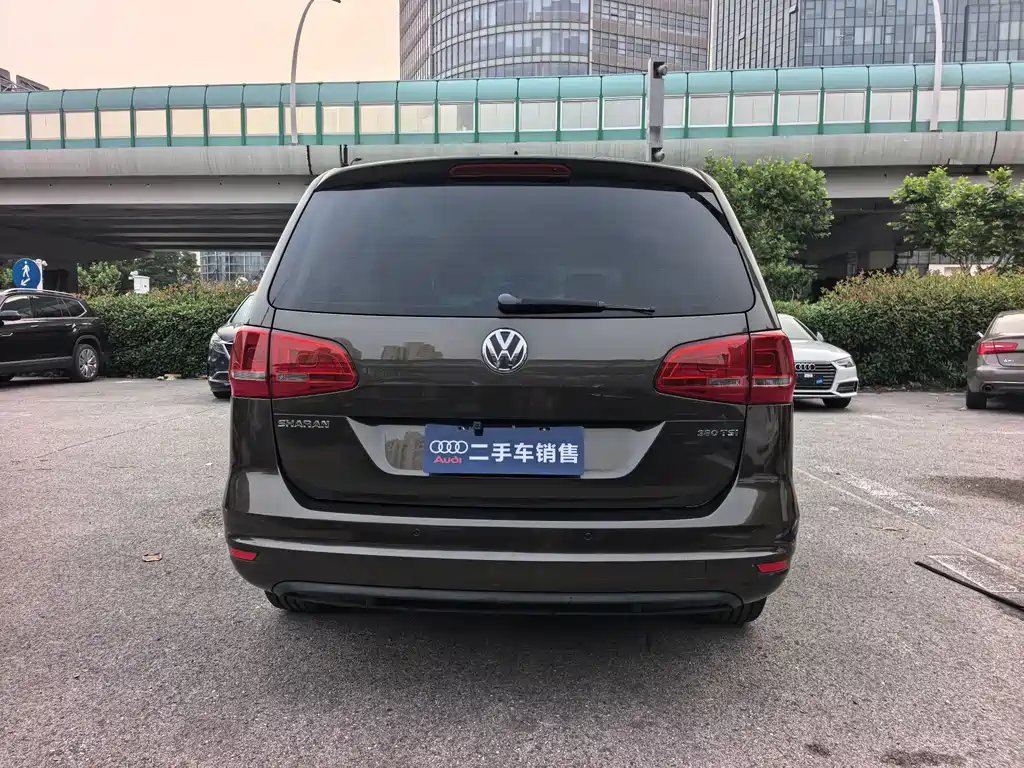 Volkswagen Sharan 2016 — фото 5