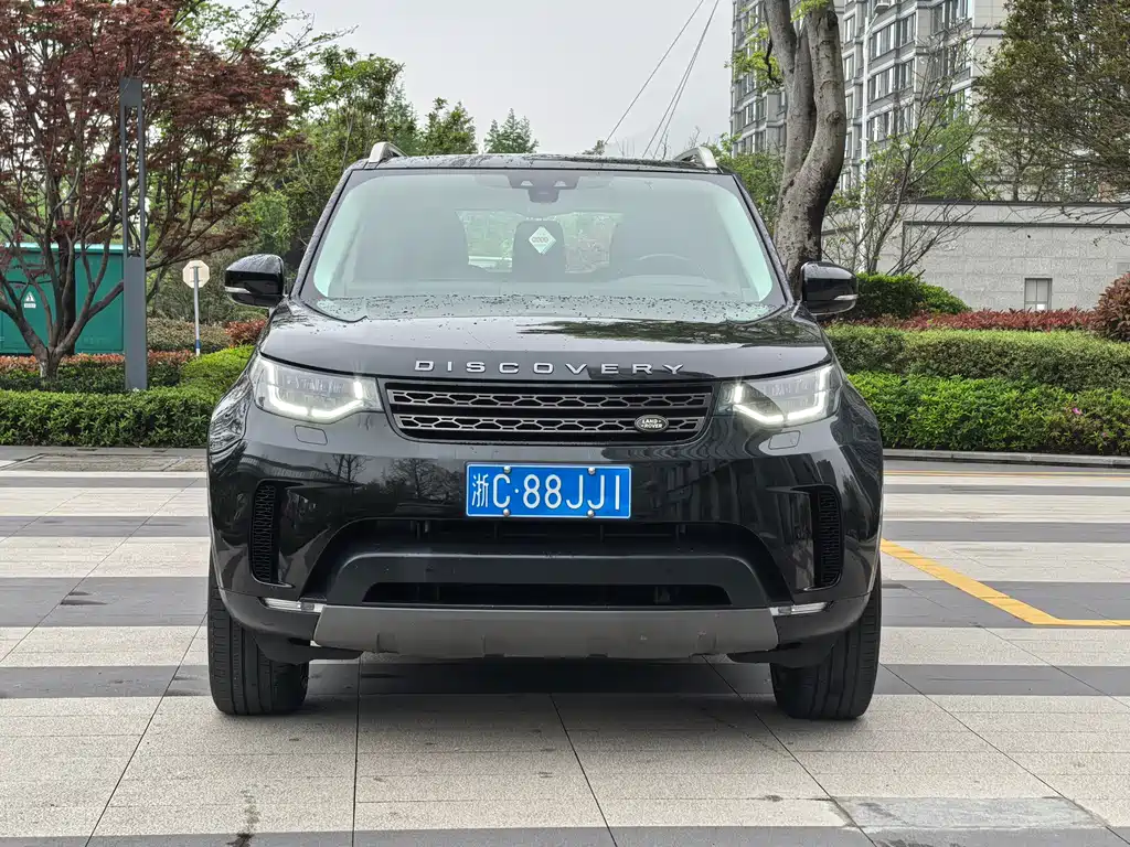 Land Rover Discovery 2017 — фото 2