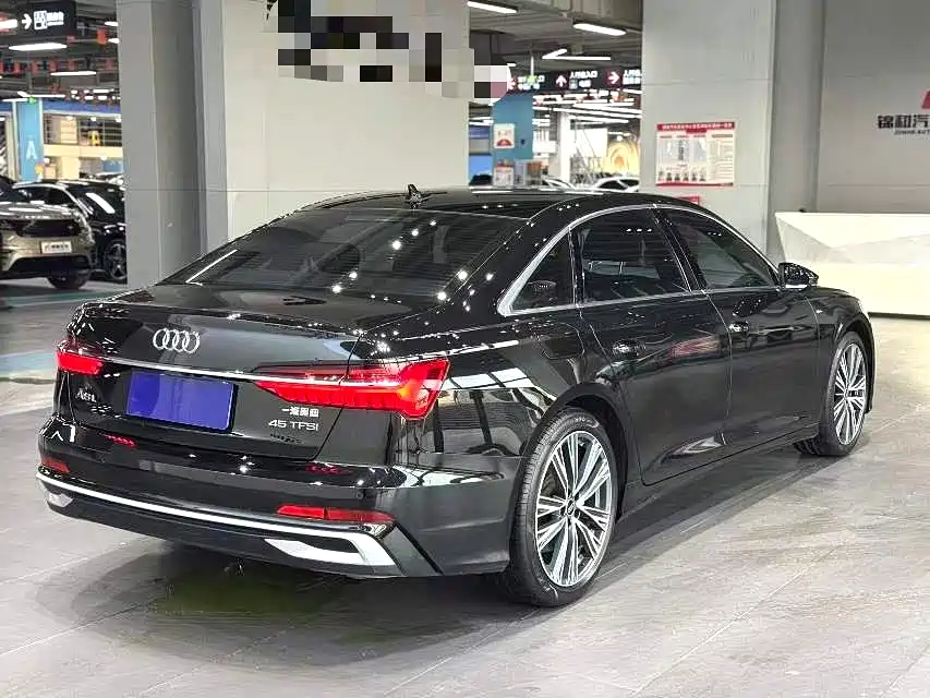 Audi A6L 2023 — фото 7