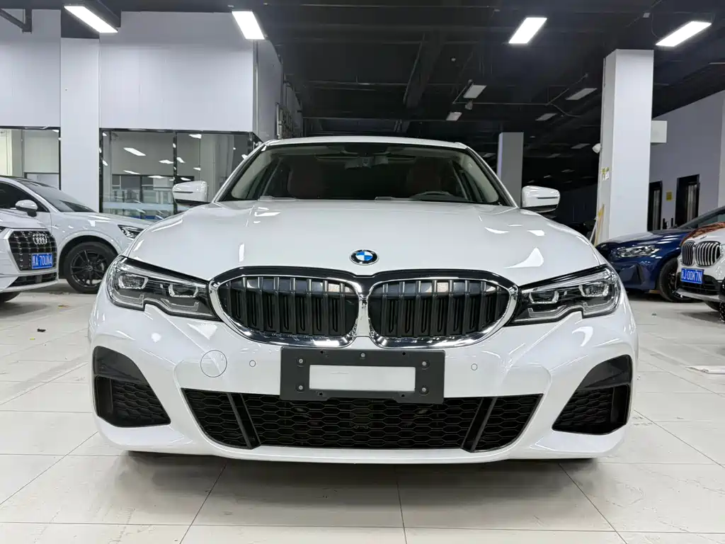 BMW 3 Series 2022