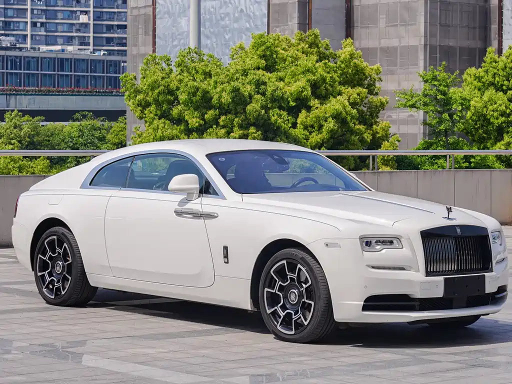 Rolls-Royce Wraith 2019 — фото 23
