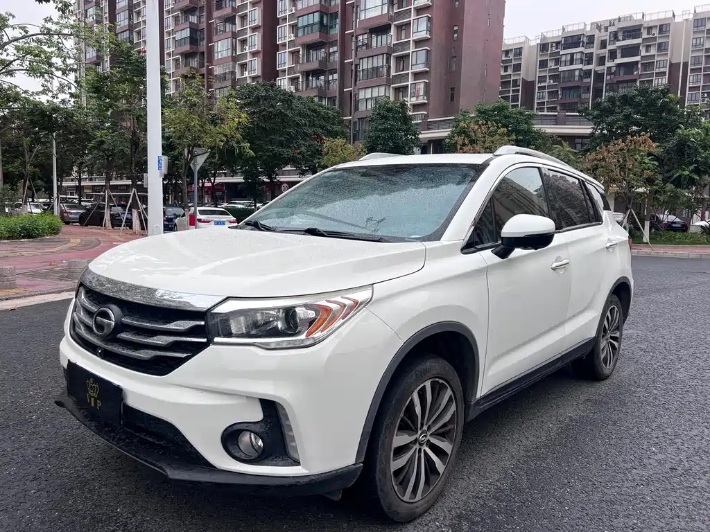 GAC Motor Trumpchi GS4 2017 — фото 3