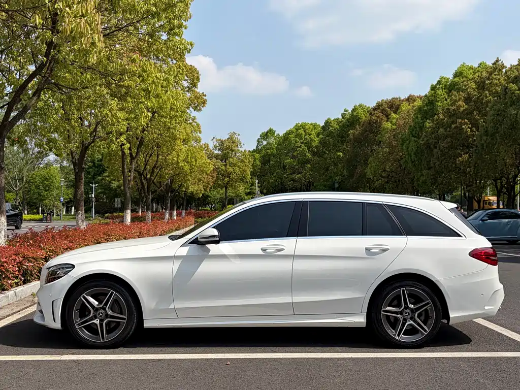 Mercedes-Benz C-Class 2020 — фото 7