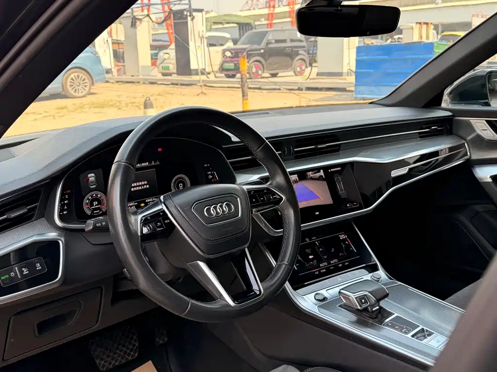 Audi A6L 2023 — фото 10