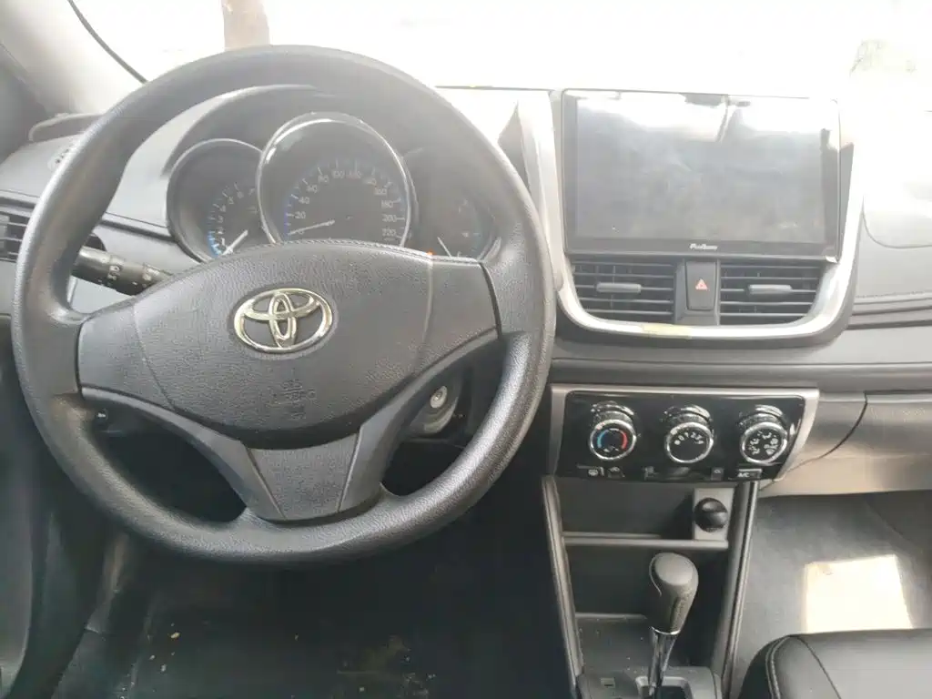 Toyota Vios 2018 — фото 10