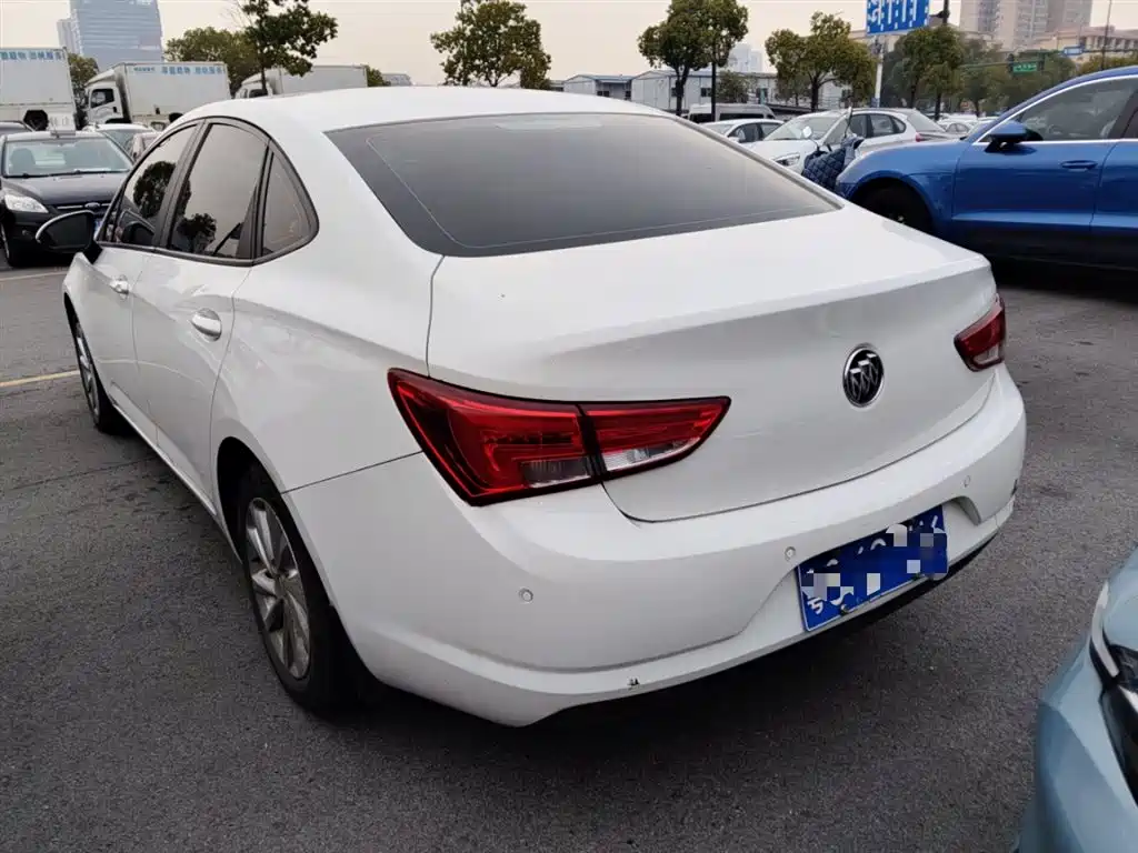 Buick Verano 2018 — фото 23