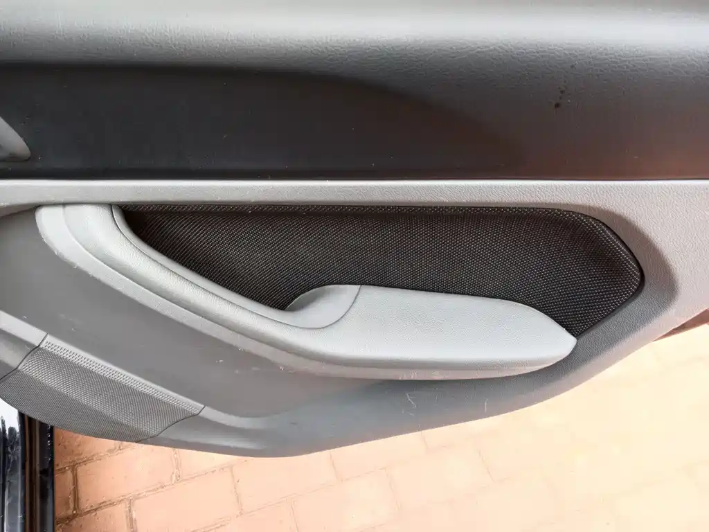 Ford Focus 2013 — фото 10