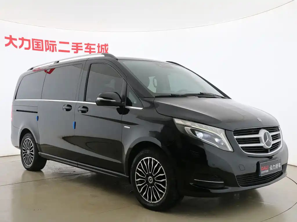 Mercedes-Benz V-Class 2018 — фото 3