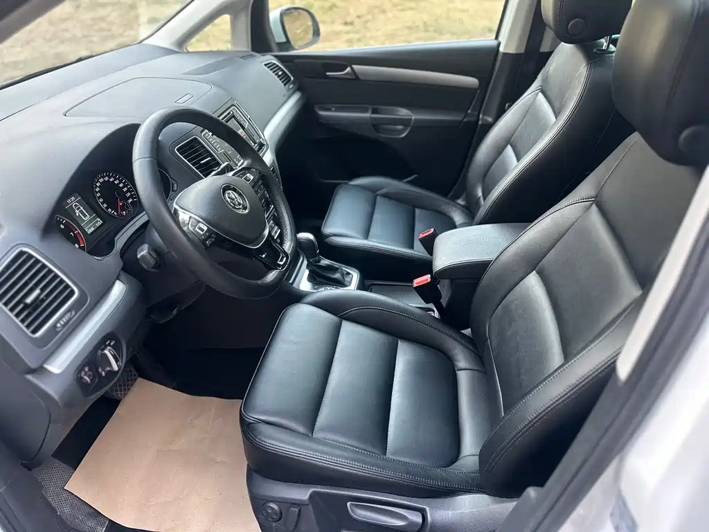 Volkswagen Sharan 2018 — фото 10