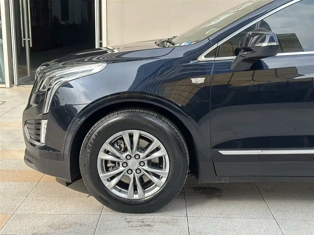 Cadillac XT5 2022 — фото 19