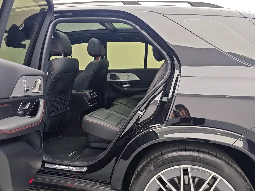 Mercedes-Benz GLE AMG 2024 — фото 17
