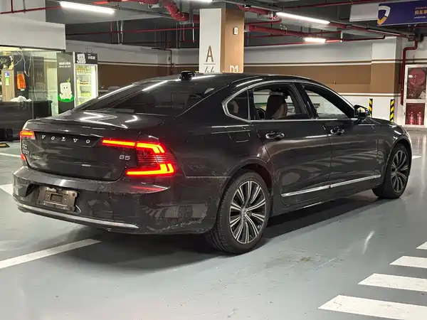 Volvo S90 2020