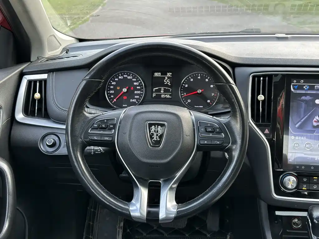 Roewe i6 Classic 2018 — фото 16
