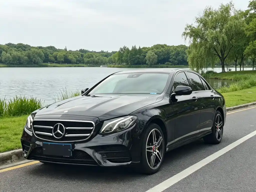 Mercedes-Benz E-Class 2017 — фото 1