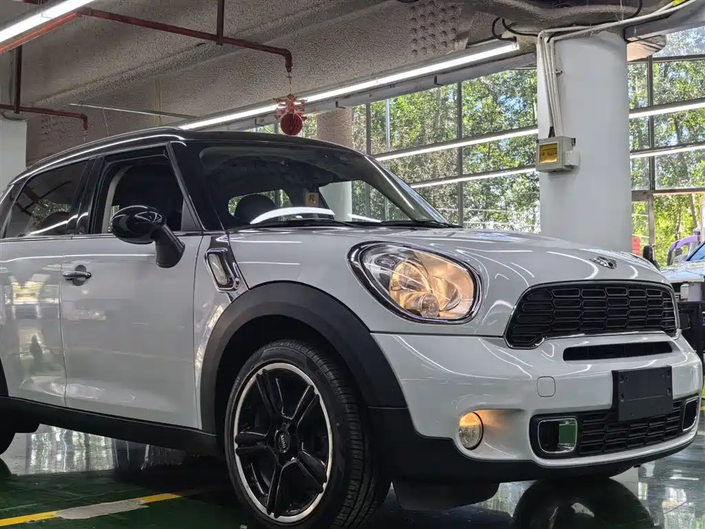 MINI Countryman 2015 — фото 22