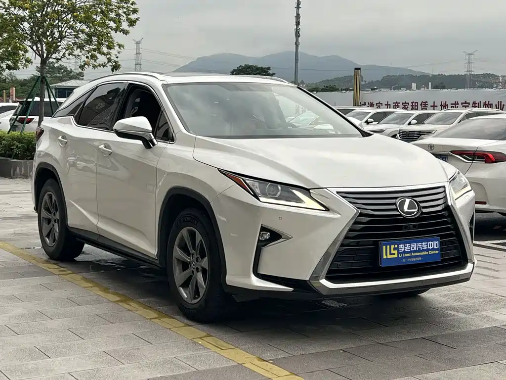 Lexus RX 2018 — фото 3