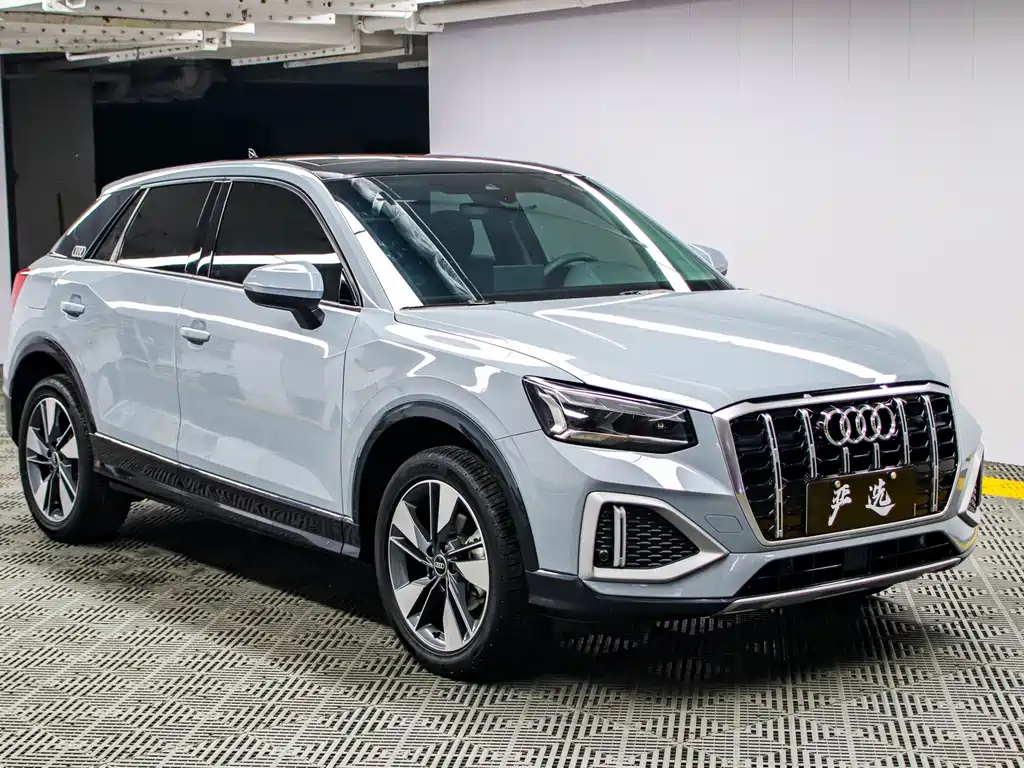 Audi Q2L 2022 — фото 3
