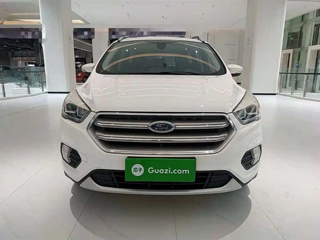 Ford Kuga 2017 — фото 3