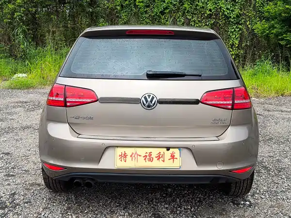 Volkswagen Golf 2016