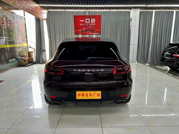 Porsche Macan 2016