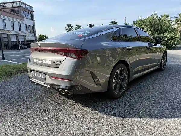 Kia K5 2021
