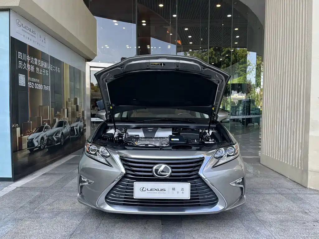 Lexus ES 2018 — фото 6