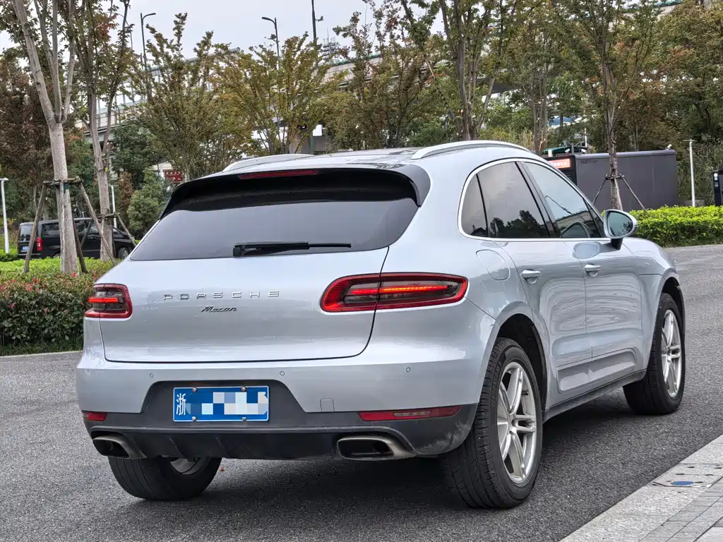 Porsche Macan 2017 — фото 6