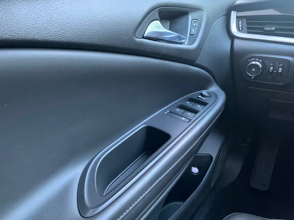Buick Verano 2018 — фото 16
