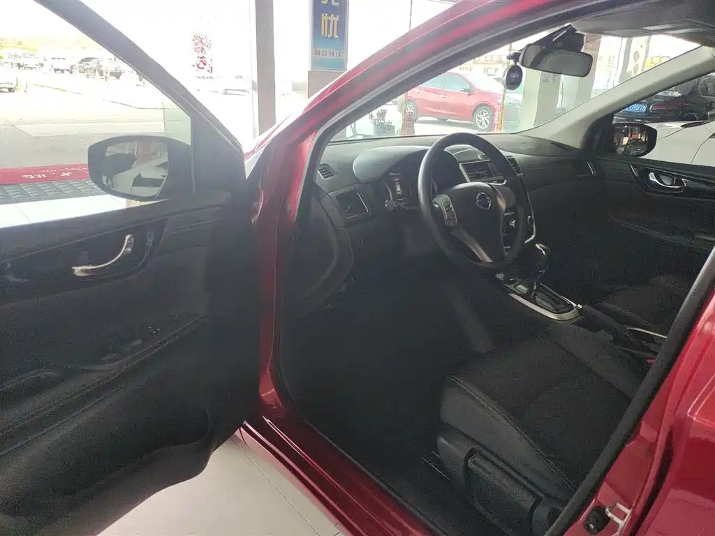Nissan Tiida 2019 — фото 16