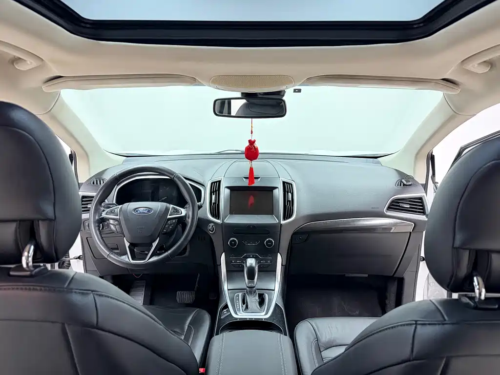 Ford Edge 2015 — фото 9