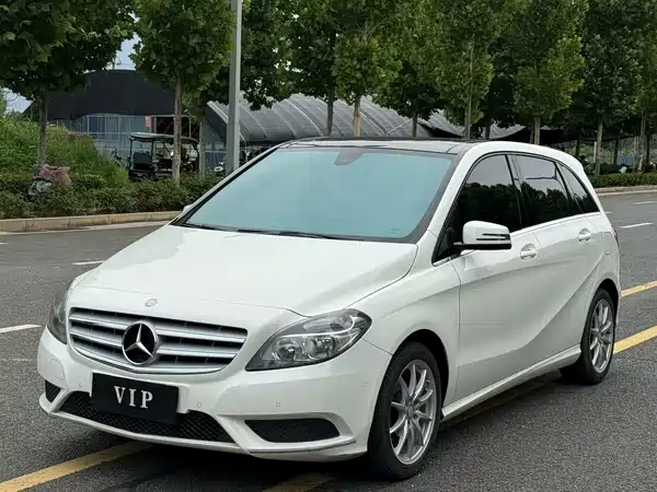 Mercedes-Benz B-Class 2013