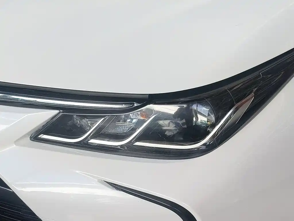 Toyota Corolla 2020 — фото 11