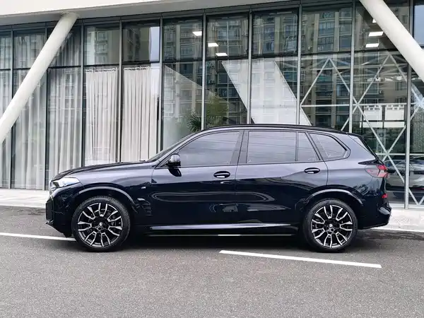 BMW X5 2023